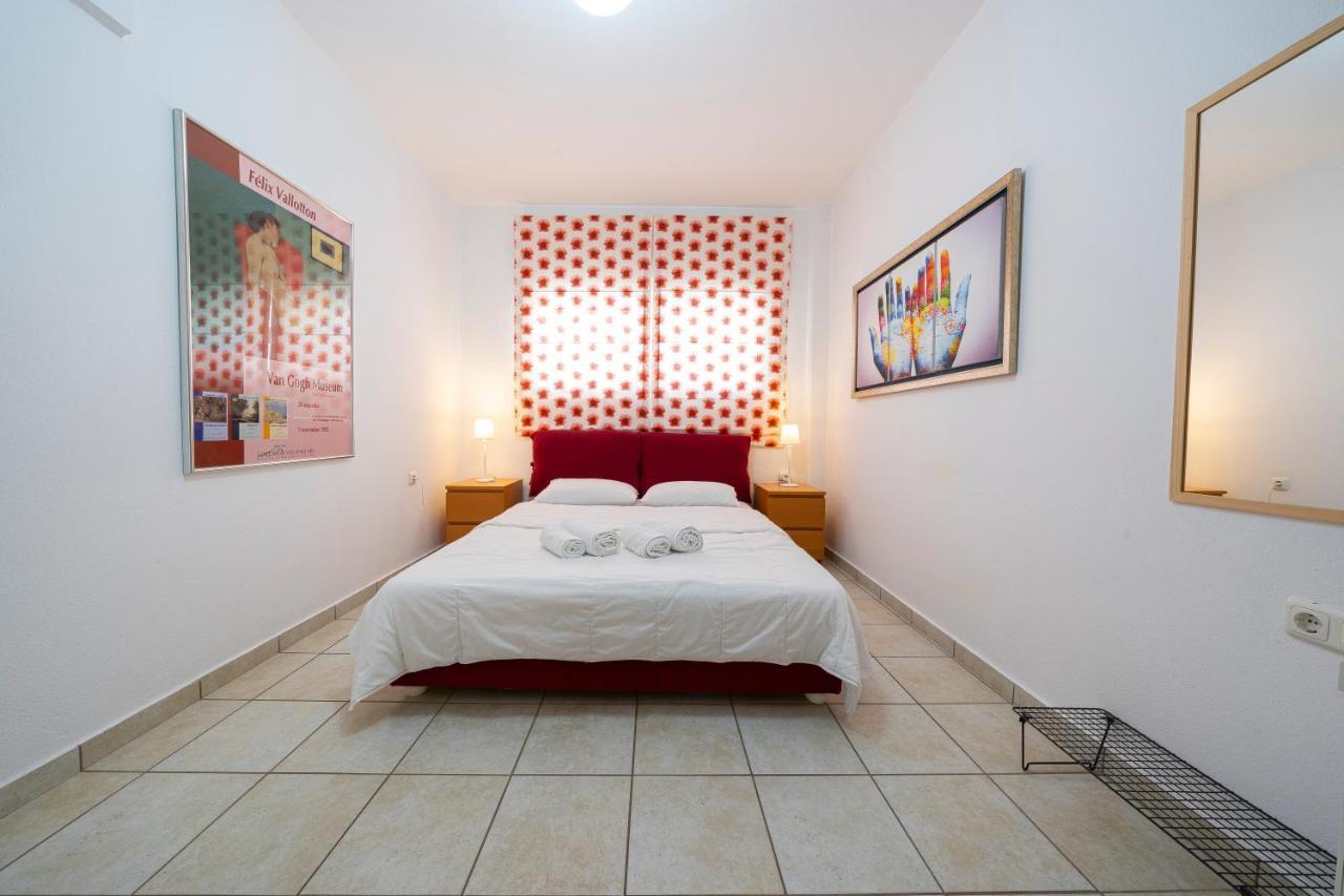 Sea Path Apartment PalaiónTsiflíkion Dış mekan fotoğraf